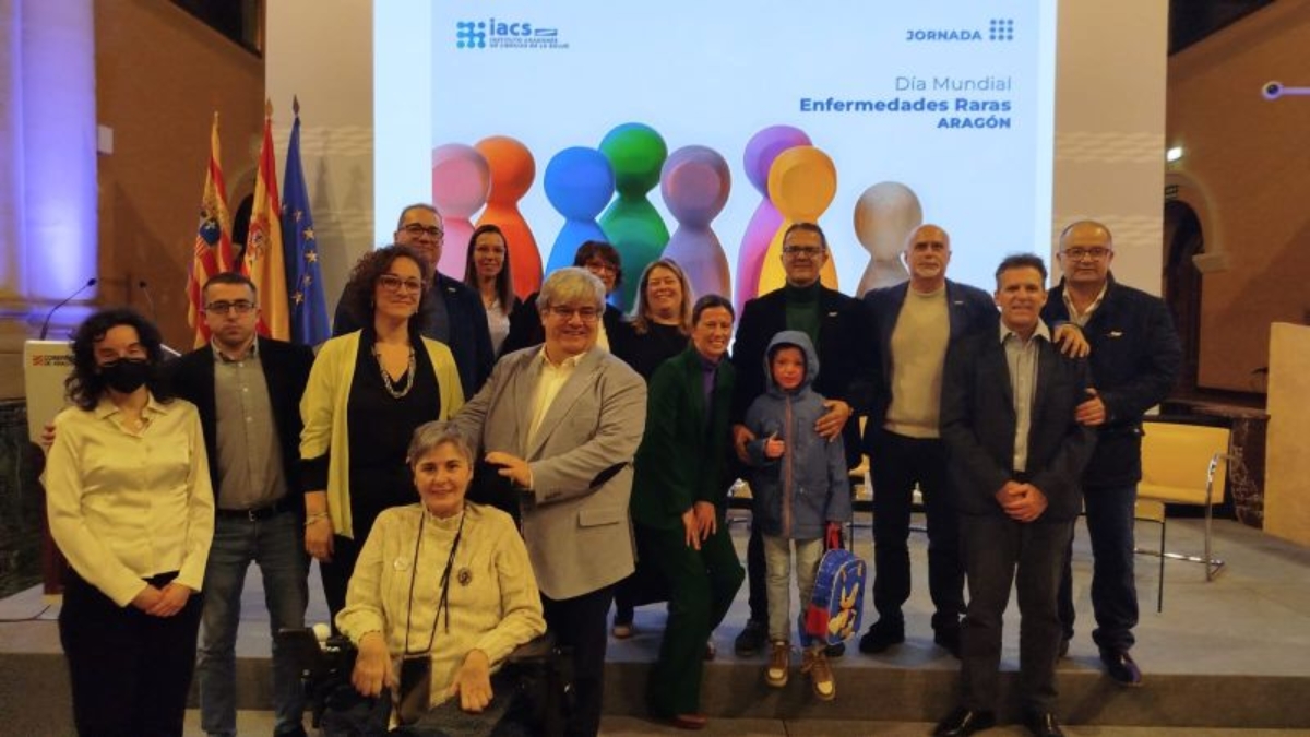 Representantes de las asociaciones de pacientes de enfermedades raras de Aragón que participan en el PAIPERA
